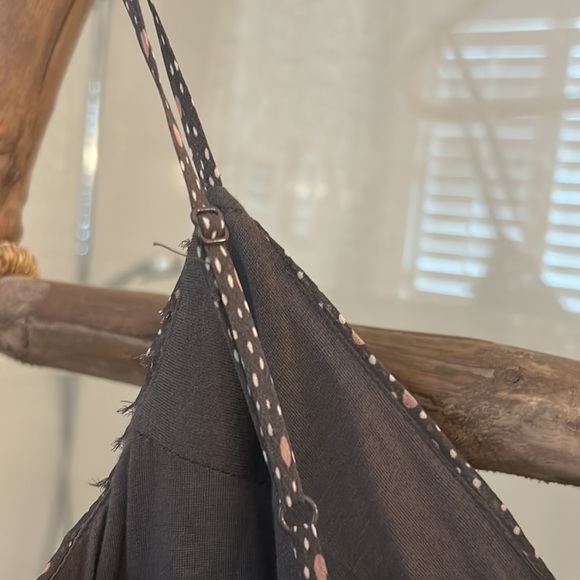 American Eagle Outfitters gray mini dress. Size 4. Excellent condition. - Picture 5 of 9